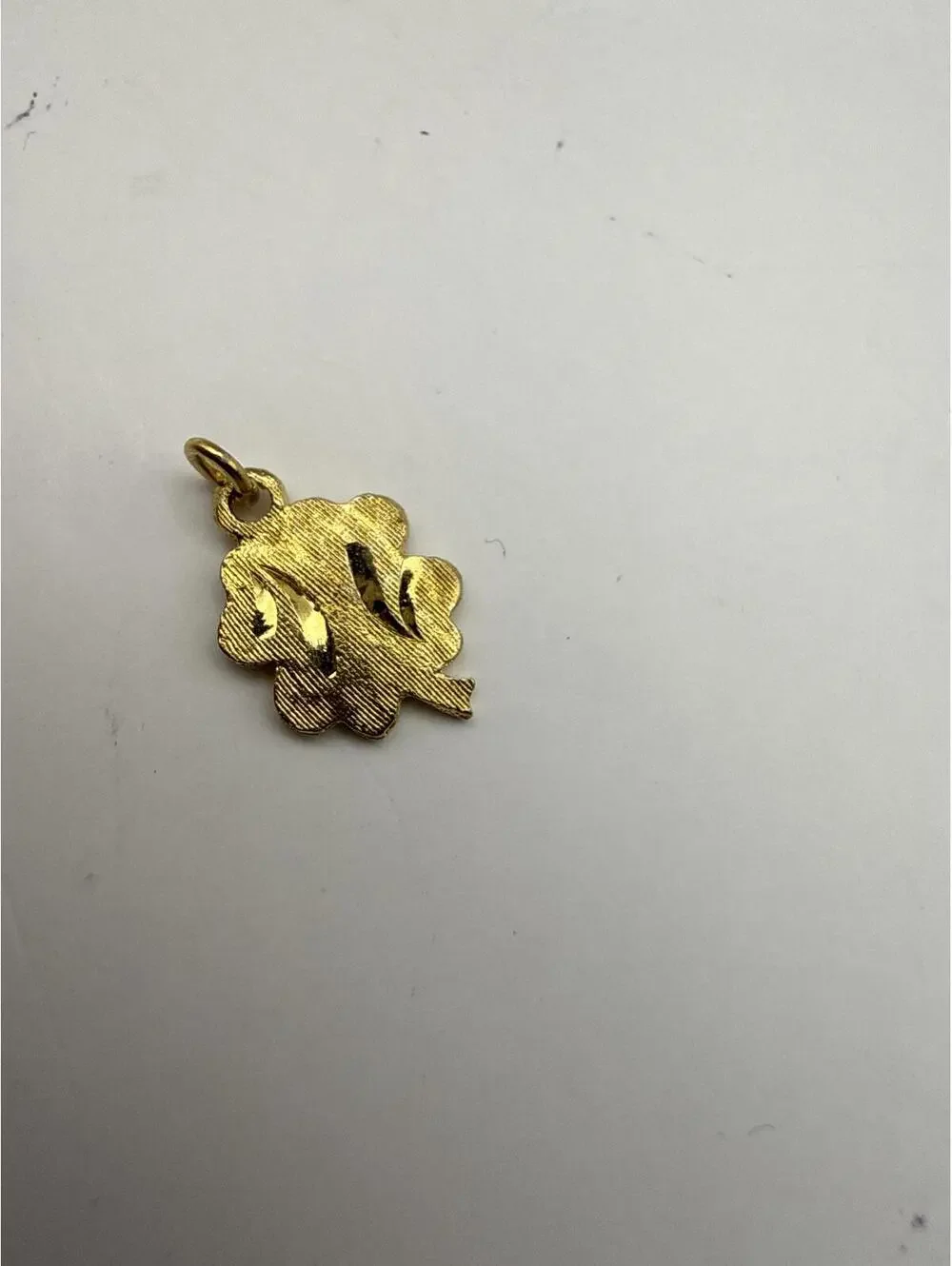 Vintage Gold Tone Leaf Charm Pendant Extra Small